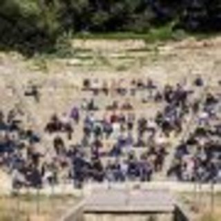 Filosofia Fuori le Mura è lieta di presentare “Amore e Filosofia” alla Grotta di Seiano