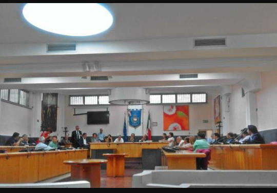 L’OPPOSIZIONE DENUNCIA ILLEGITTIMITA’ E MANCATA TRASPARENZA DELL’AMMINISTRAZIONE FUCCIO