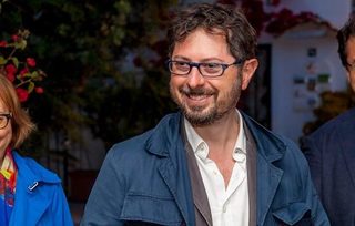 Toponomastica. Verdi. Finalmente una strada per Mario Merola e una piazza per Totò.