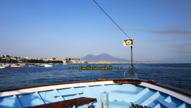 L’affascinante corsa al tramonto del Batò Naples