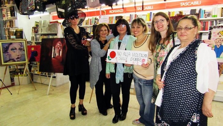 Grande successo per la mostra FEMmINAe ARTE presso A-Store Srls in Via Port’Alba, Napoli