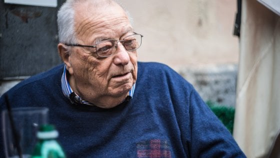 IL FUNERALE DI LUIGI NECCO.