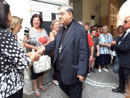 ARZANO: VISITA PASTORALE DEL CARDINALE SEPE ALLA PARROCCHIA DEL SACRO CUORE