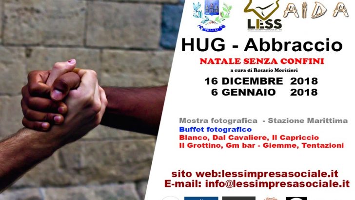 Ventisette fotografi in mostra a Procida, tutti stretti in un ‘HUG – ABBRACCIO’