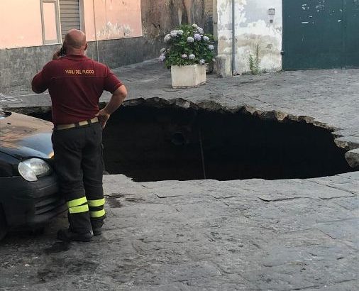 APPELLO AL SINDACO DEI RESIDENTI DELLO SLARGO S. MAURO: “SUBITO LA RIPRESA DEI LAVORI”!