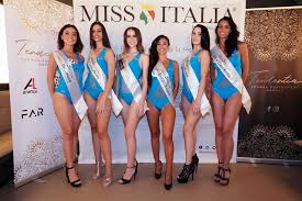 Elvira Scarfato vincitrice della tappa di Miss Italia a Napoli