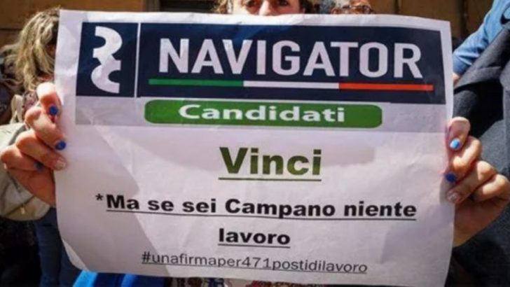 I navigator campani in piazza insieme ai lavoratori della Whirlpool
