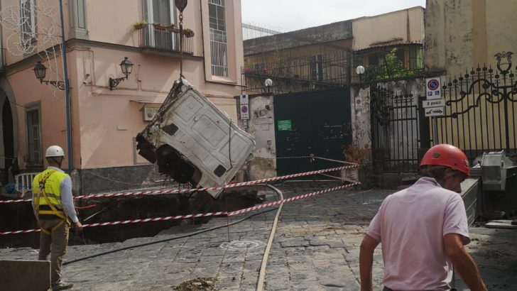 Voragine Largo San Mauro: Finalmente buone notizie!