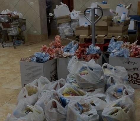 PACCHI ALIMENTARI PER INDIGENTI CON MALATI ONCOLOGICI E CITTADINI DEL PARCO VERDE