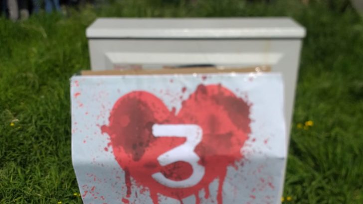 Agguato a Casoria, amici e parenti di Gianluca Coppola in corteo: “Chiediamo giustizia”