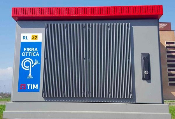 Tim porta a Casoria la fibra ottica ultraveloce