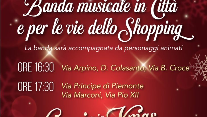 Casoria, banda musicale per le vie dello shopping