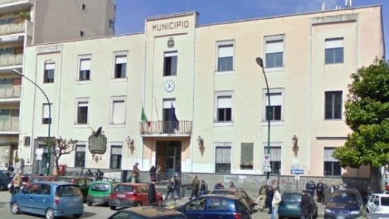 L’opposizione: “Porteremo le prove della nostra coerenza, il sindaco non è credibile”