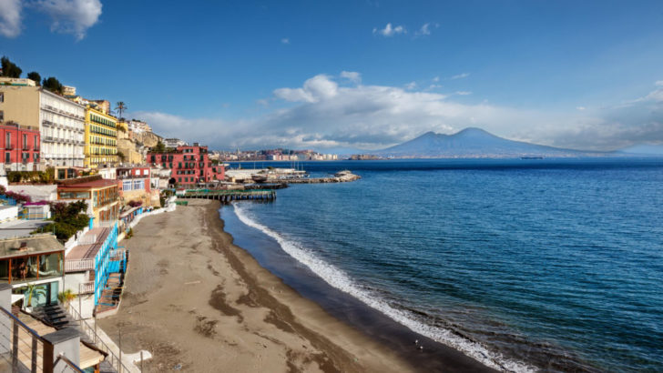 Sabato 7 maggio “Mergellina pulita”, iniziativa al Molo Luise