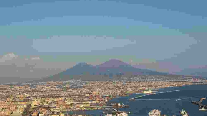 “Con te… Napoli” ribadisce la propria totale apoliticità