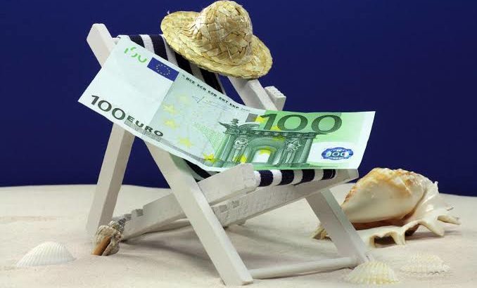 Caro-vacanze 2026: tutti partono, ma non tutti possono permetterselo
