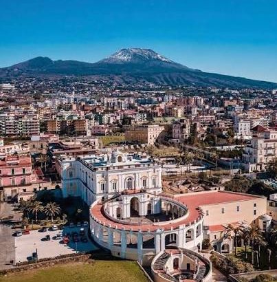 A Villa Campolieto la medaglia d’argento “Carlo La Catena”